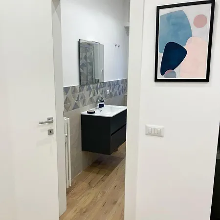 Pm 34 Viale Imperatore - 50 Mt From Metro San Paolo