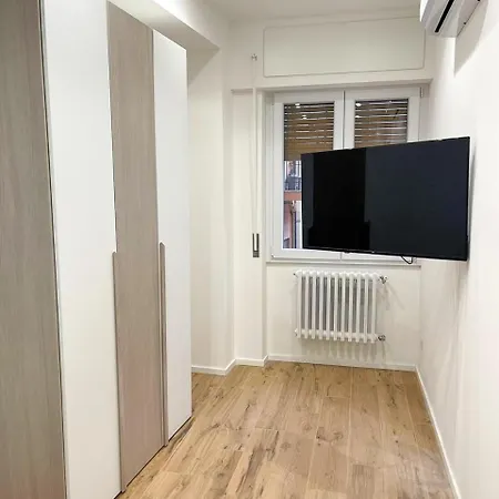 Pm 34 Viale Imperatore - 50 Mt From Metro San Paolo *