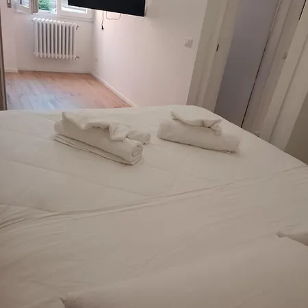 Pm 34 Viale Imperatore - 50 Mt From Metro San Paolo