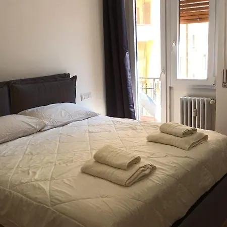 Daire Pm 34 Viale Imperatore - 50 Mt From Metro San Paolo