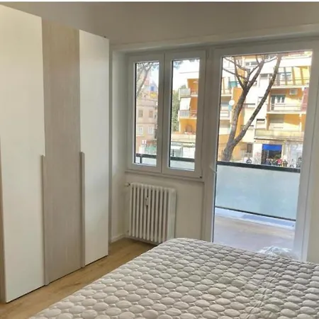 Pm 34 Viale Imperatore - 50 Mt From Metro San Paolo Daire *