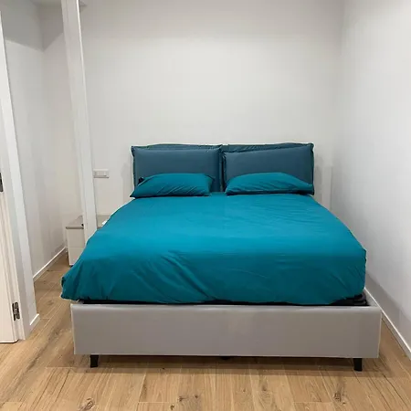 Pm 34 Viale Imperatore - 50 Mt From Metro San Paolo Apartment